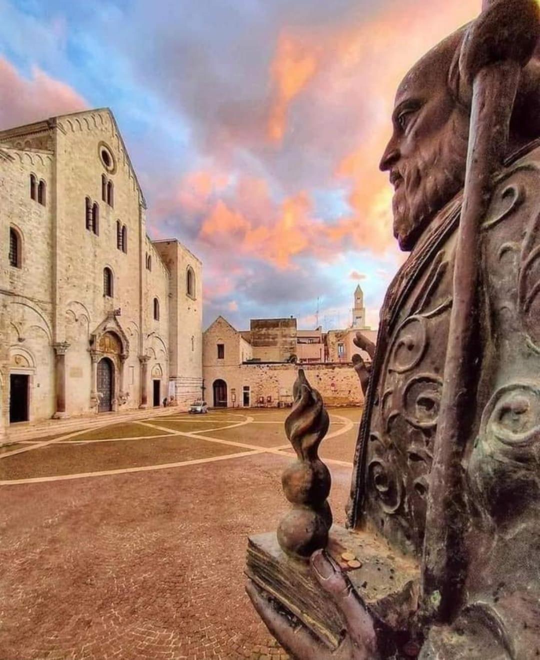 La Follia Dell'Architetto Villa Bari Exterior photo